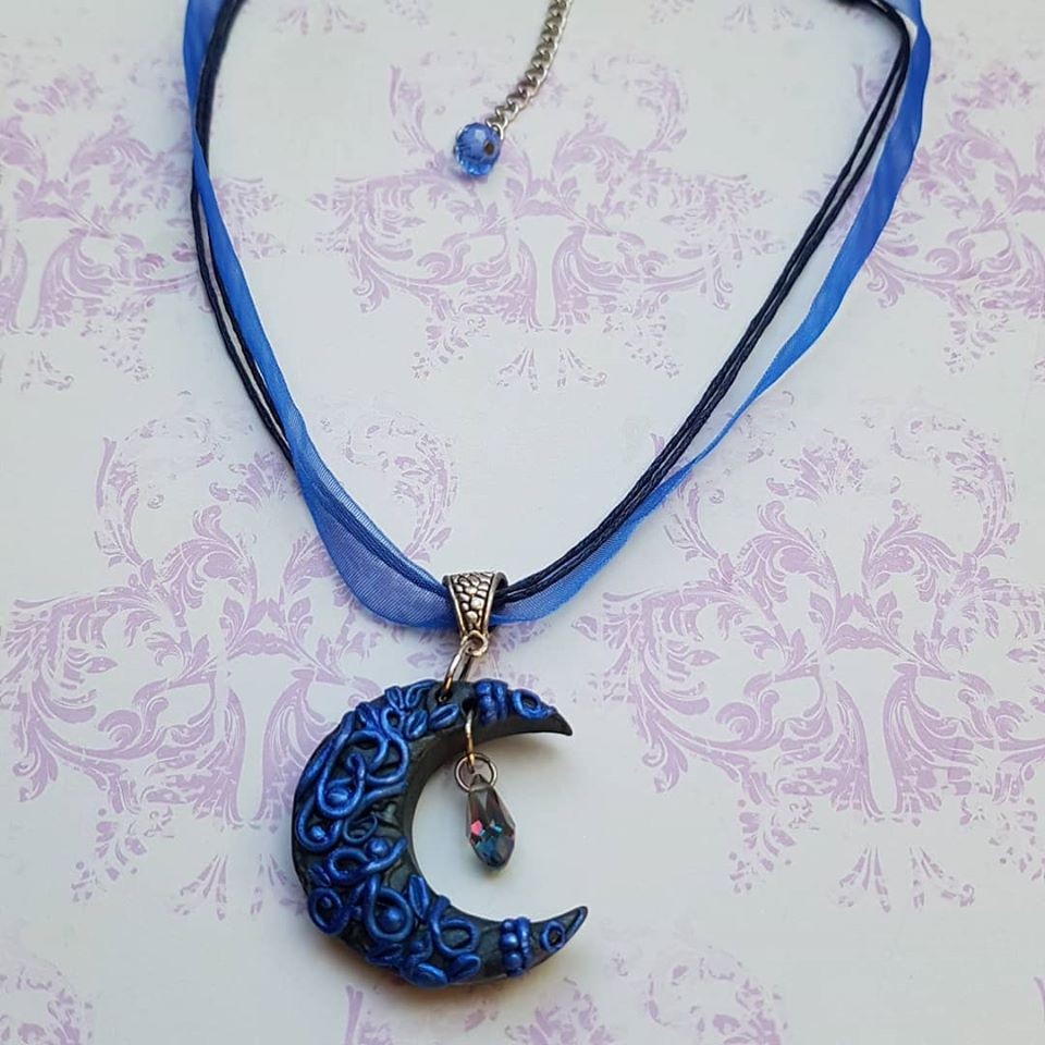 Collier lunaire
