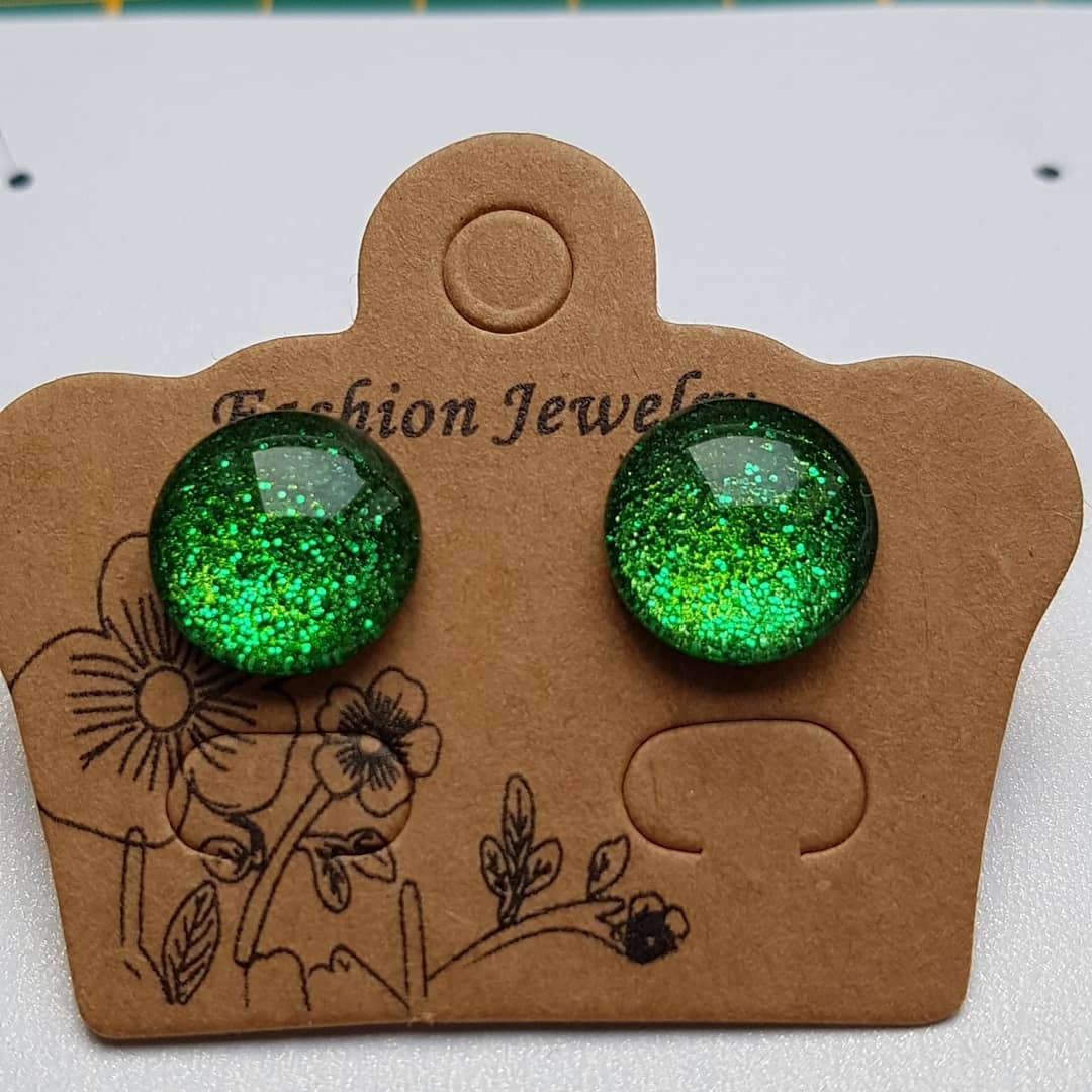 Puces d'oreille magiques